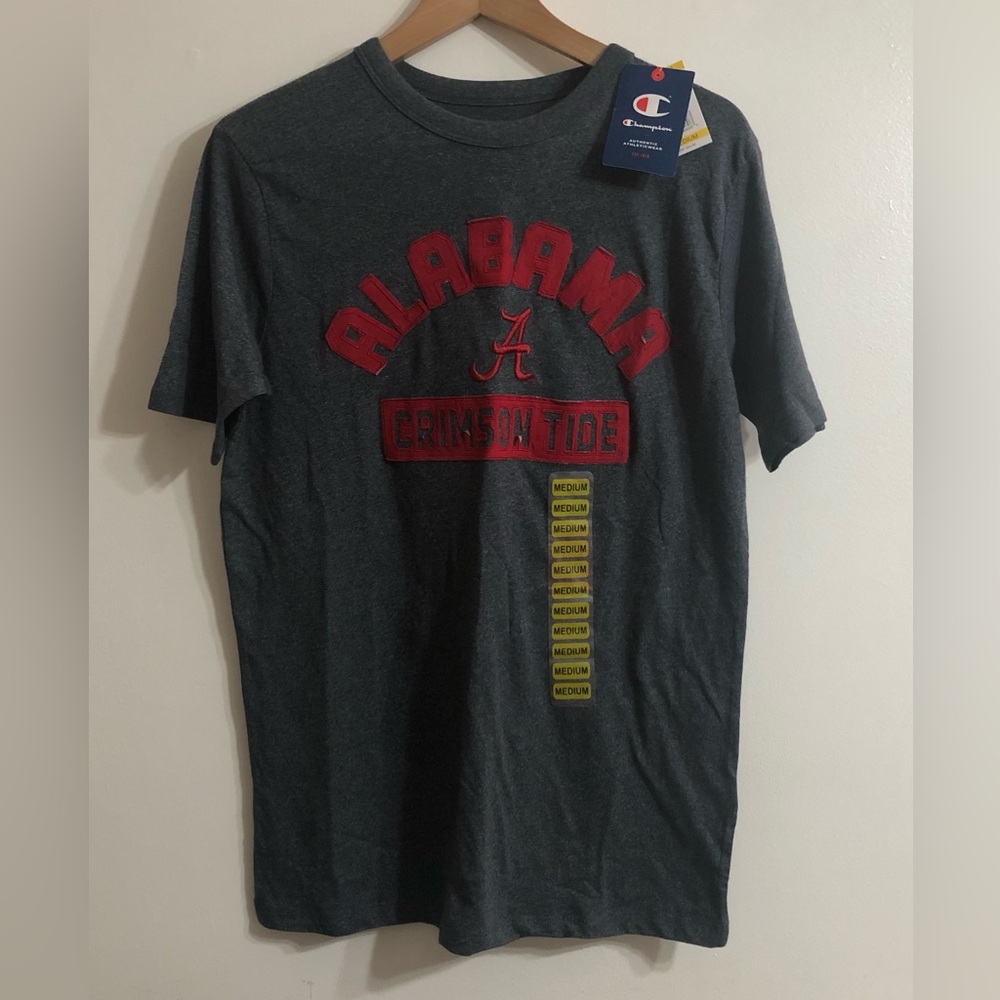 Champion Authentic Athleticwear men’s T-shirt Alabama Crimson Tide crewneck.M
